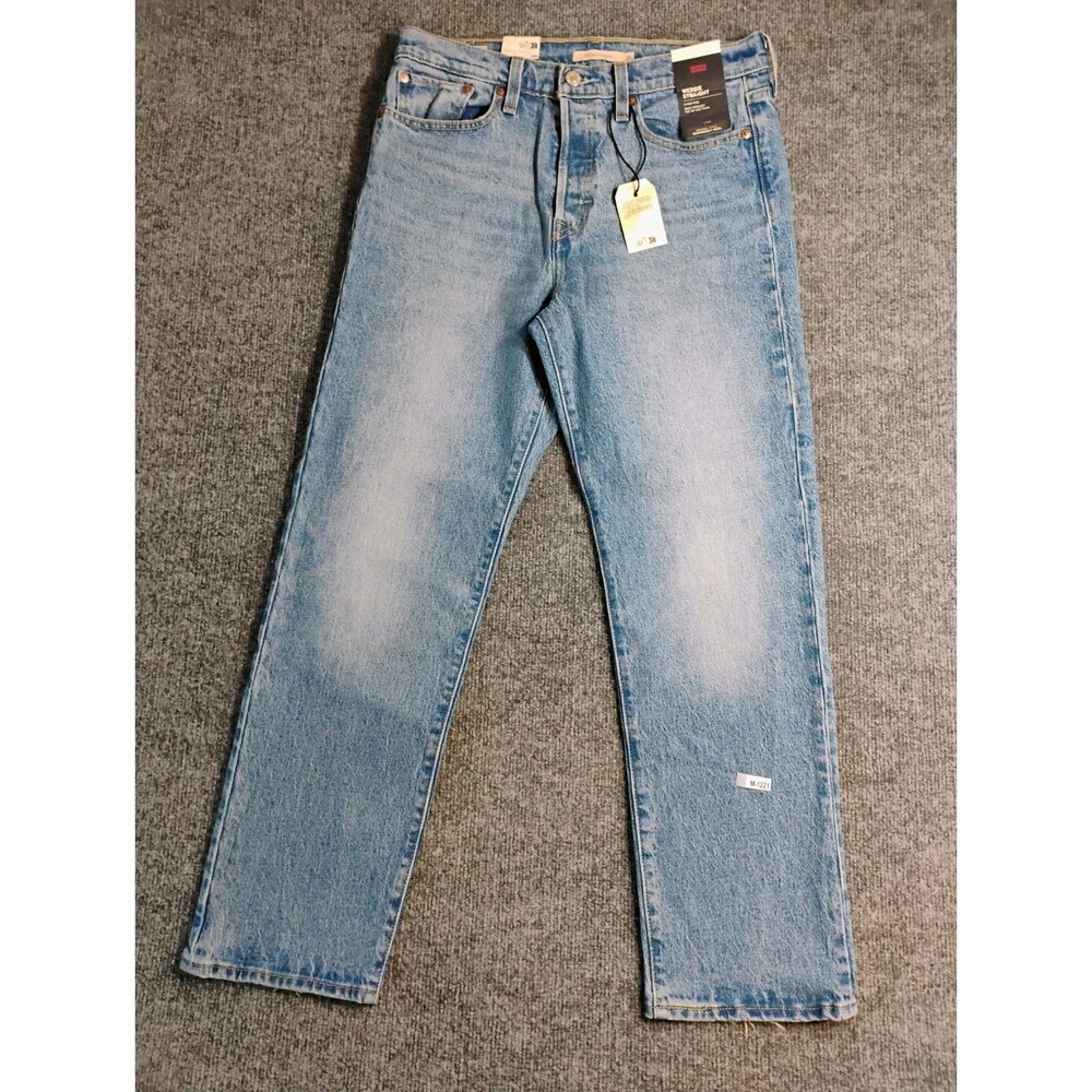 Levi's Wedgie Straight Jeans Women's 29x28 Light Wash Denim NWT Cotton